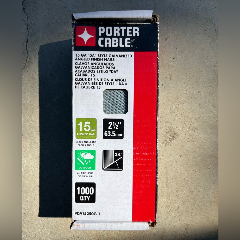 1000 - Porter Cable 15 Gauge, 2 1/2” Angled, Galvanized Finish Nails